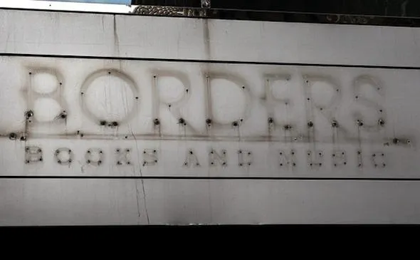 Borders Book Store Closed